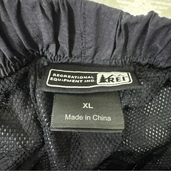 REI Size XL Unisex Black Athletic Zip Pockets Outdoor Hiking Windbreaker Pants - Picture 6 of 9